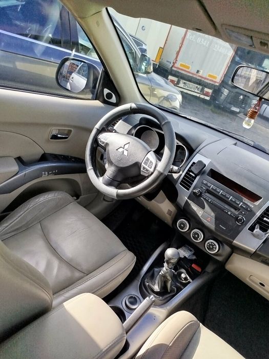 Outlander Mitsubishi