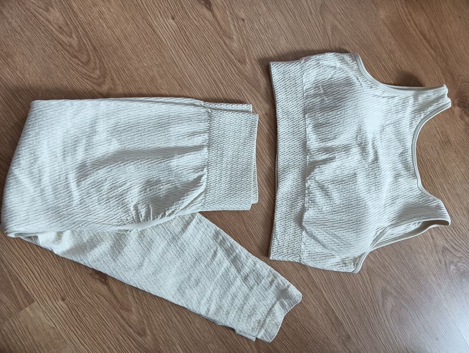 Komplet sportowy nowy