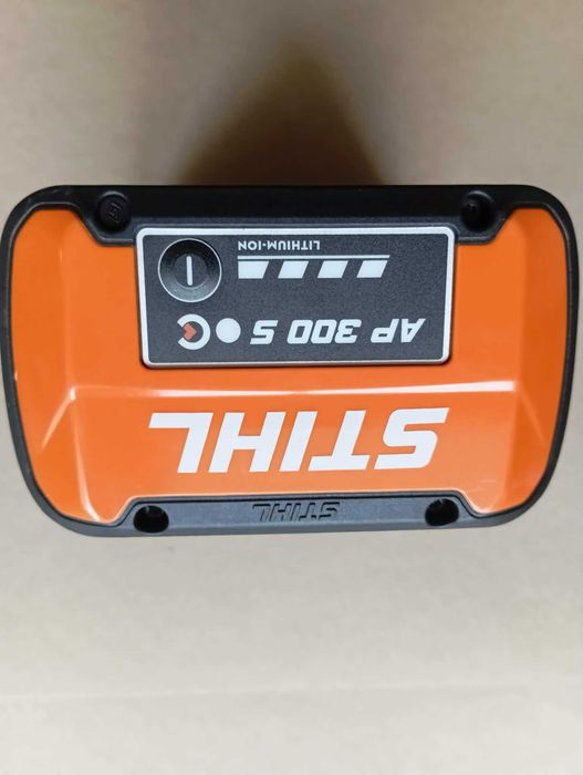 Batertia Akumulator Stihl AP 300 s