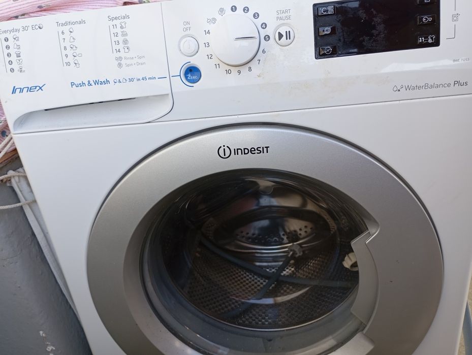 Indesit Washing Machine425427314914119681
