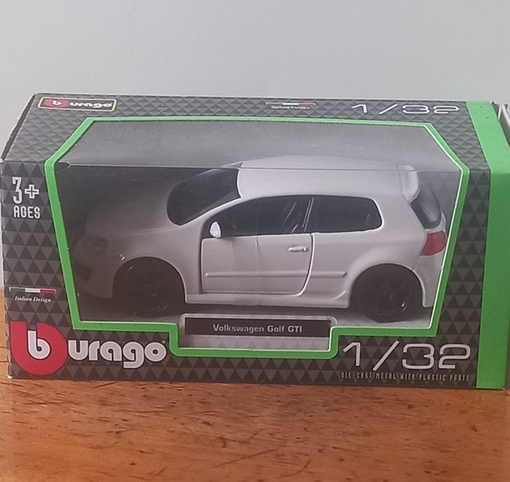 Volkswagen golf GTI 1:32