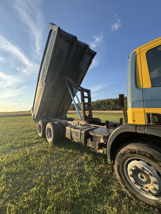 Scania 310 94c 3 oska