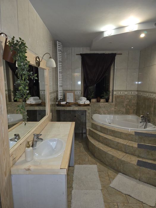 Domek na wyłączność/10osób//NARTY/TERMY/GÓRY/ 120letnia chata