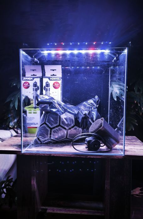 Akwarium OptiWhite ,krewetkarium -Zestaw .