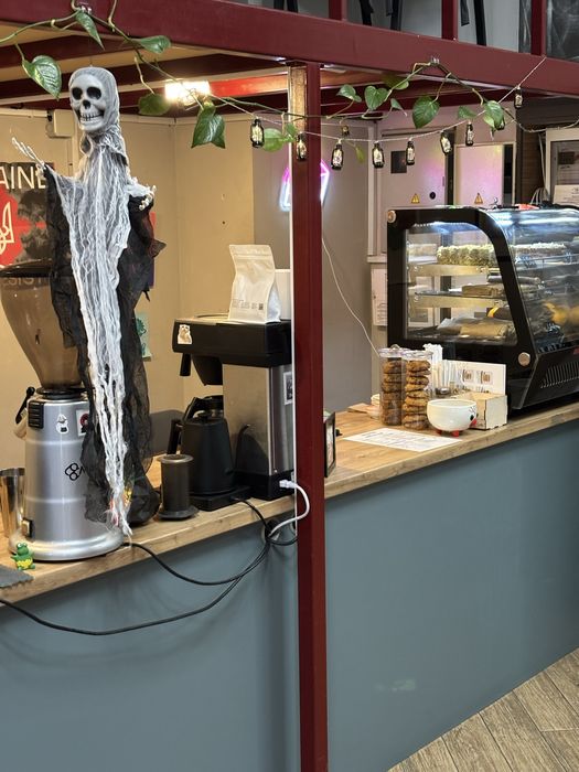 Продається кав'ярня Waves coffee bar. Позняки