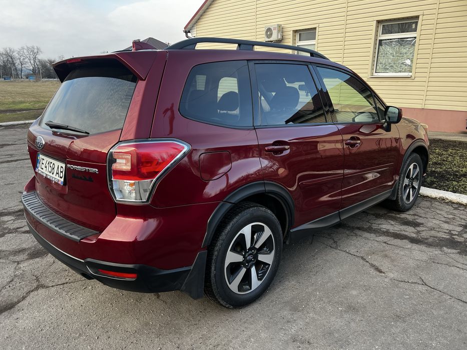 Subaru Forester Premium 2017 рік