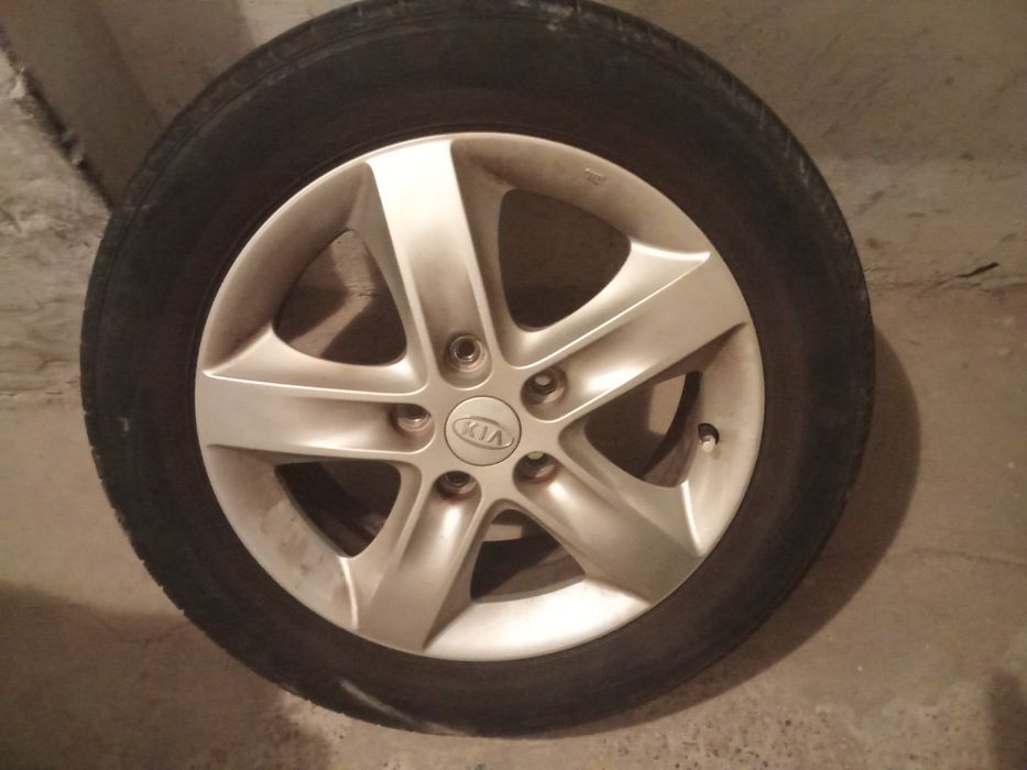 Felgi z oponami kia cee'd