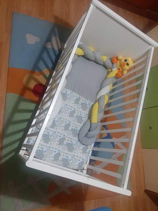 Cojunto cama de solteiro de criança com colchão + comoda + berço e tap