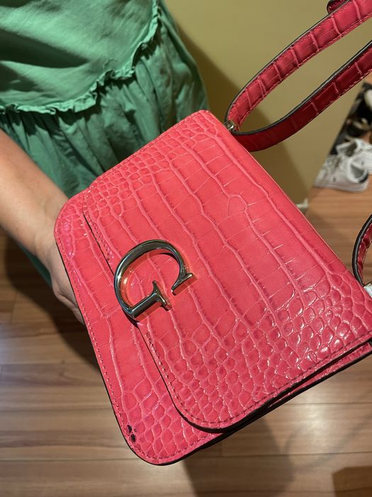 Vendo mala em muito bom estado