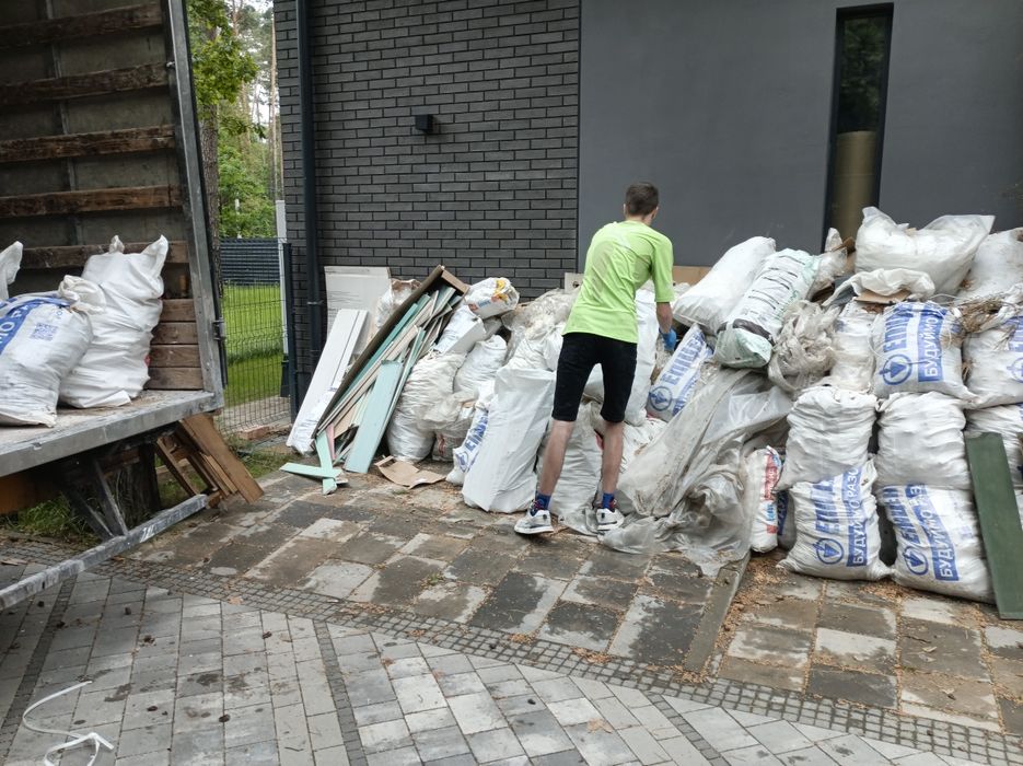 Вивіз сміття вивіз різного хламу