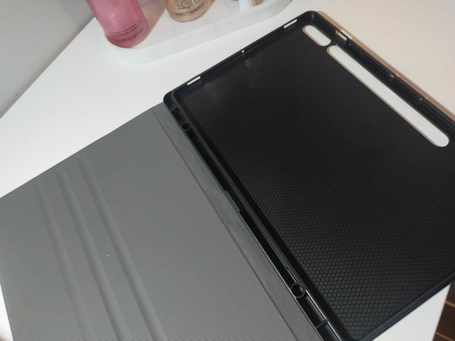 Etui na Galaxy Tab S10 plus