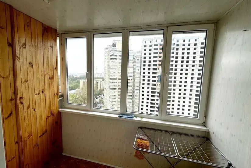 Здається квартира біля метро Житомирська по вул. Васкула 8