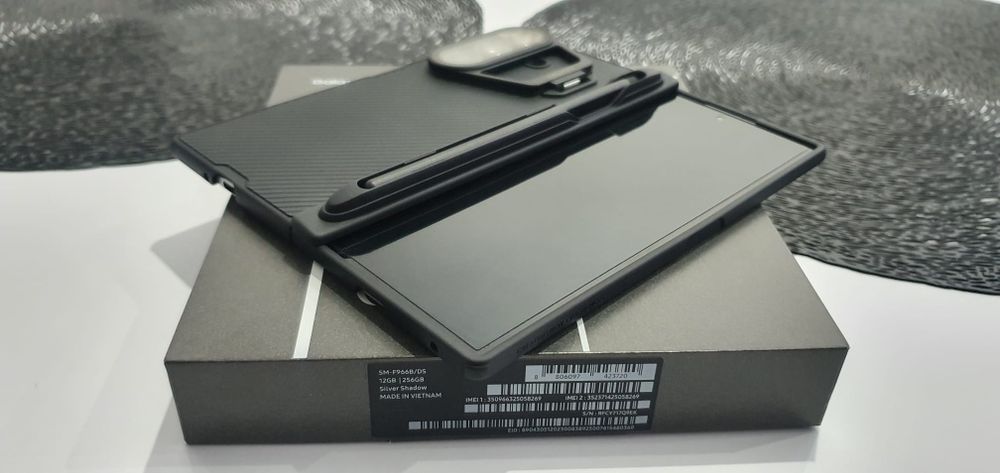 Samsung Galaxy Z Fold 7  SM-F966B  12GB /256GB  DualSim Silver Shadow