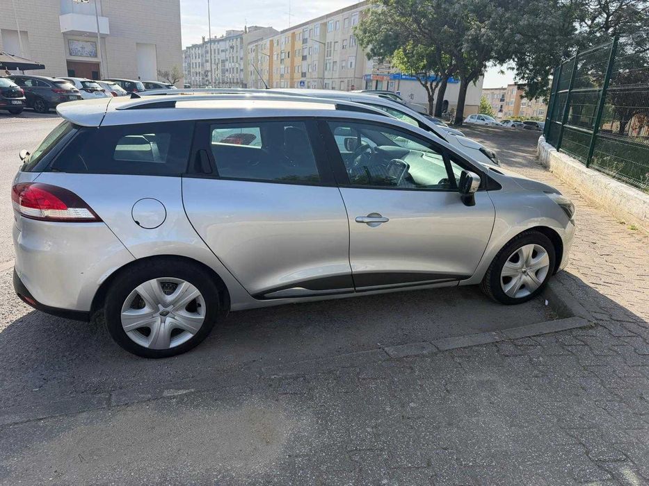 Renault Clio 2014 - Muito económico