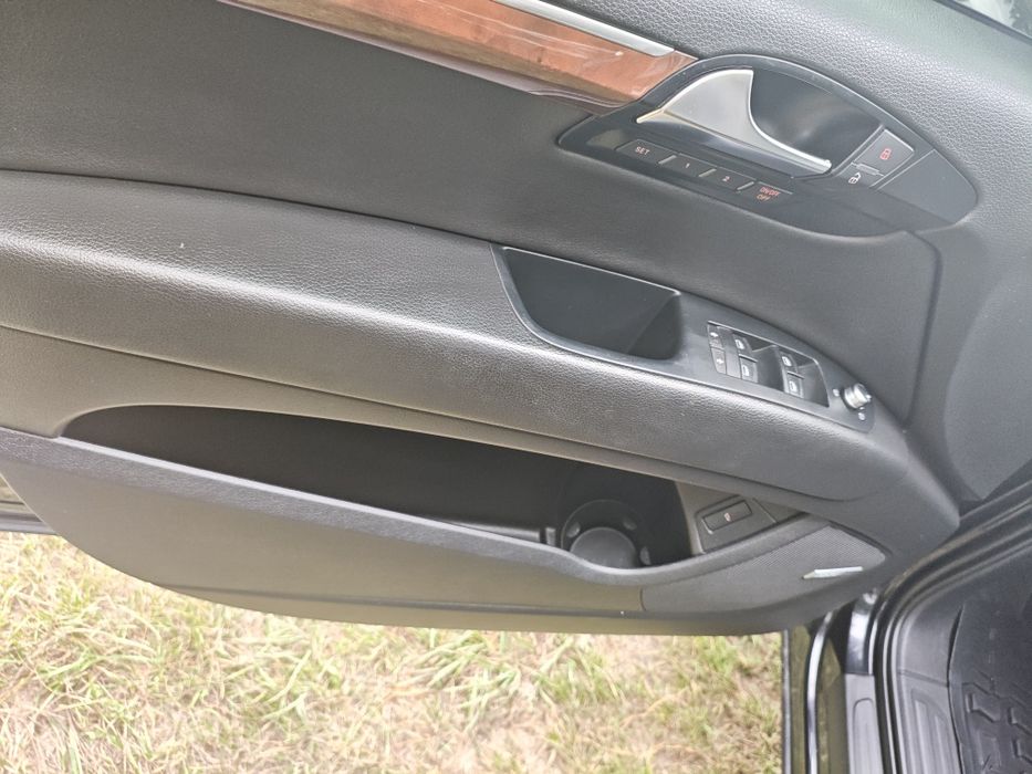 Audi Q7 premium + 3.0 tdi