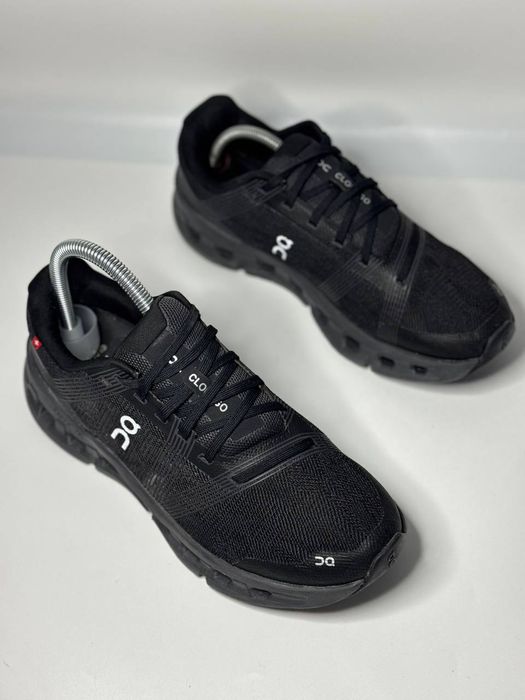 Кросівки — On Running (Cloud)