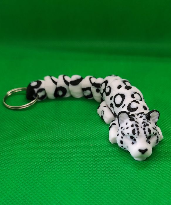 Brelok zawieszka śnieżna pantera do kluczy plecaka torebki