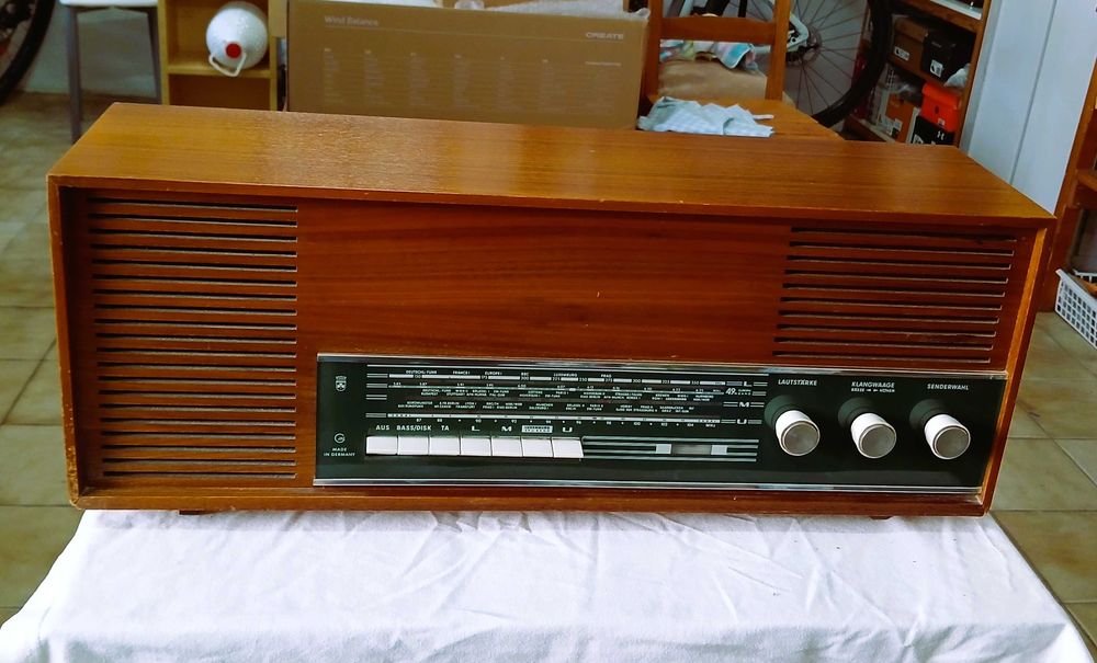 Radio Grundig RF135