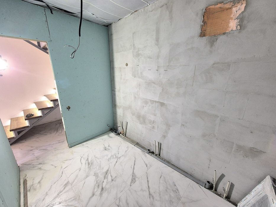 Новий будинок з ремонтом 2025 р вул. Корольова 100 кв.м 4 кімнати