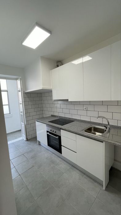 Apartamento em campo de ourique para arrendar