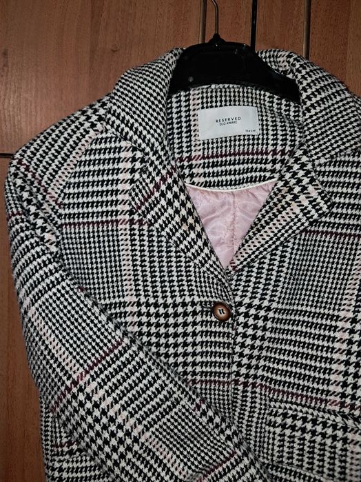 Пальто для дівчинки 134