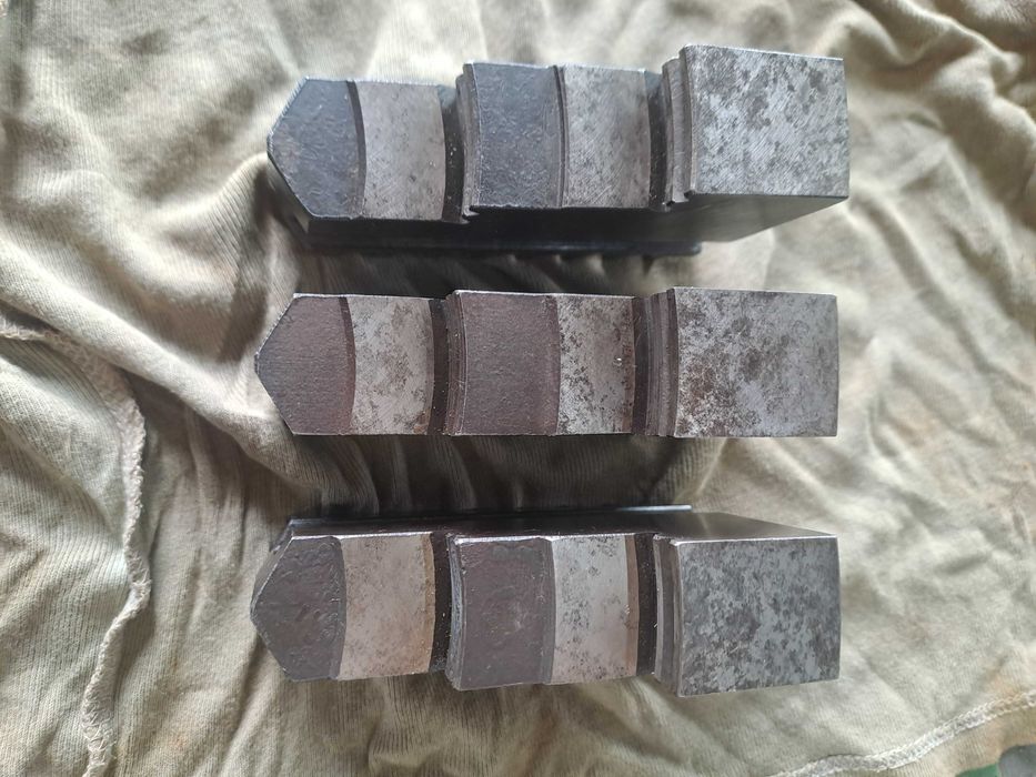 Кулачки зворотні до патрона Ф250 (крок 11 мм)