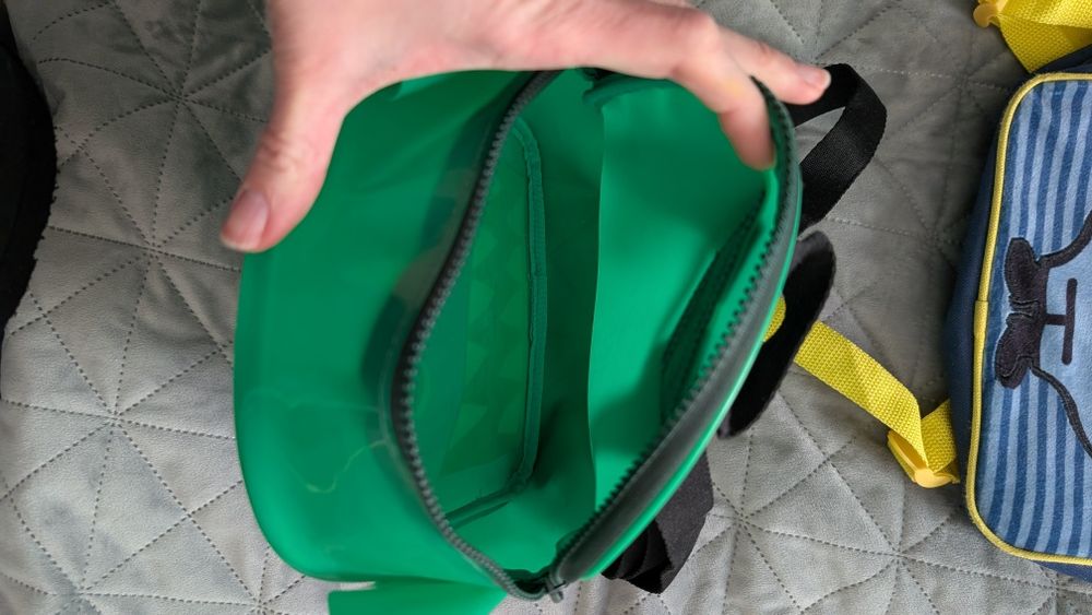 2 plecaka dla dzieci