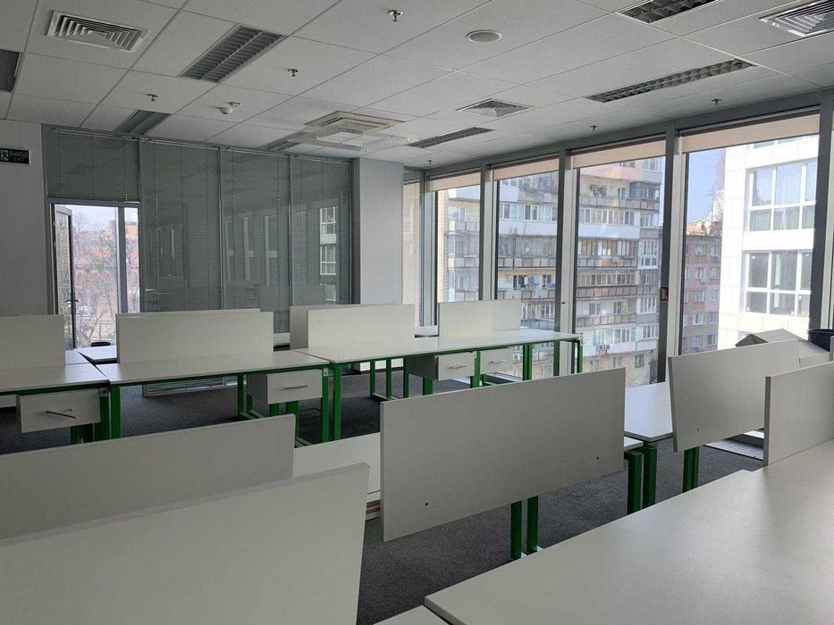Аренда офиса в бизнес центре В+ на Печерске (700 м2)