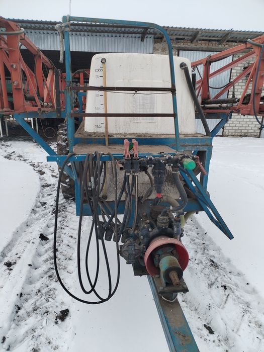 Продам Оприскувач ОП-2000