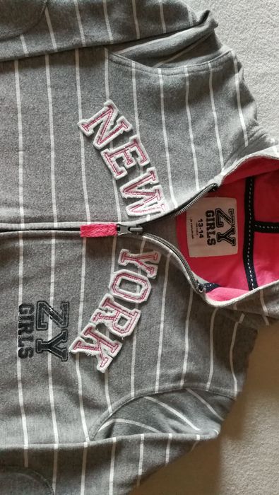 5 Peças l 2 sweats/casacos + 3 Corsários 9/12 Anos