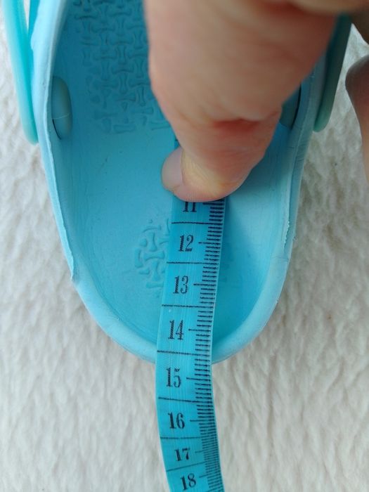 Шльопки типу Crocs 13,5 см блакитні з сердечками