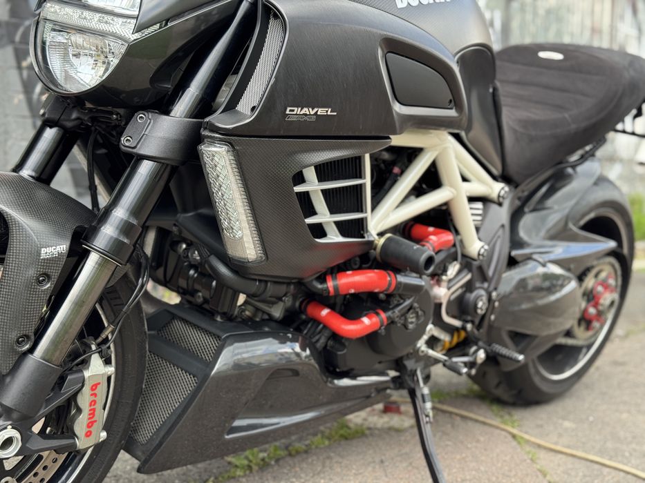 Мотоцикл Ducati Diavel AMG Special Edition 2012 року
