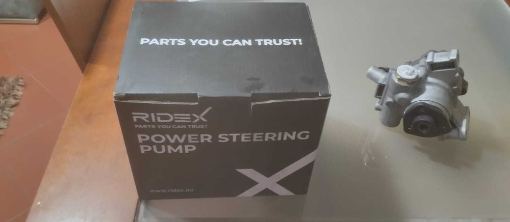 Bomba direção Mercedes NOVA