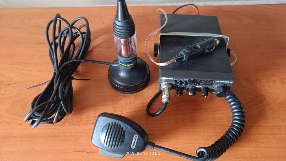 CB radio PRESIDENT Johnny II z anteną