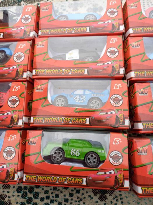 Машинки  дитячі ...