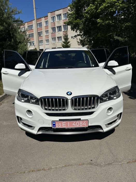 Продам авто BMW X5 2017