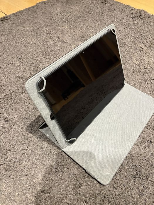 Tablet Lenovo 32g. Novo