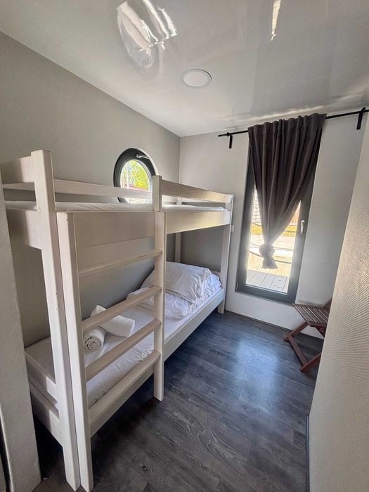 Houseboat  Chrome , możliwość zakupu z miejscem w Marinie