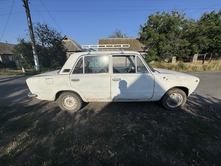 BAЗ-2101 LADA ..