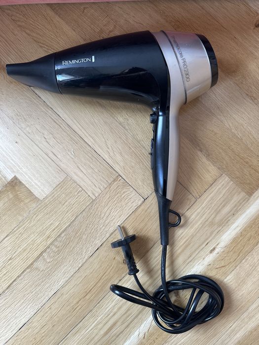 Suszarka do włosów Thermacare PRO 2300