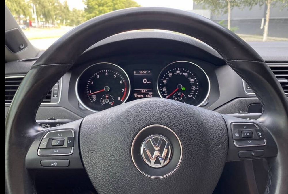 Приборка MFA+ VW Jetta PQ25 5c6920976d щиток приладів мфа+ джетта