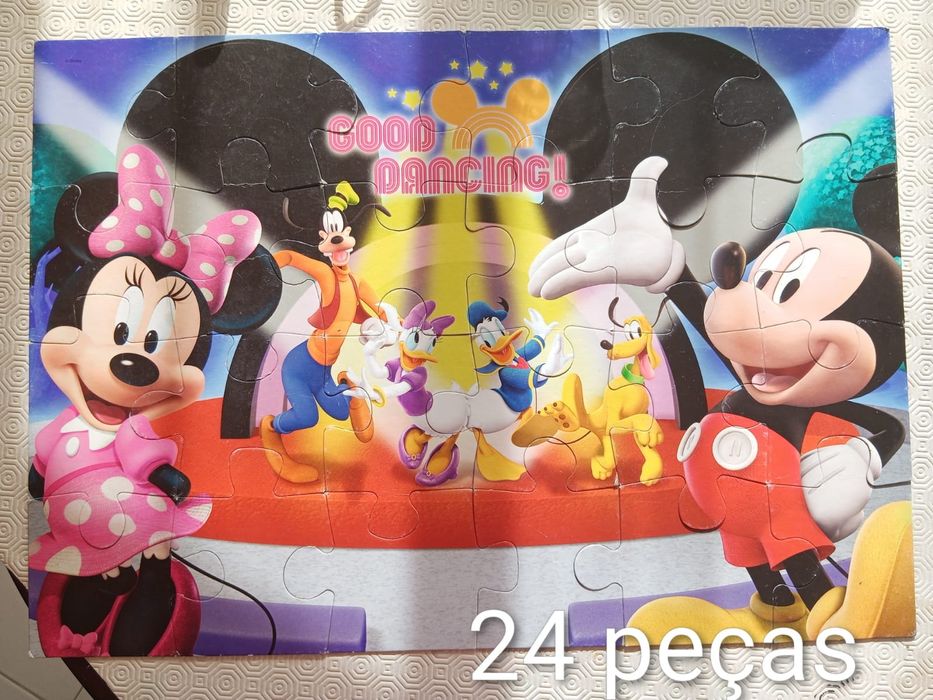 2 Puzzles Disney: Mickey Minnie Pateta Donald Daisy Pluto 48 +24