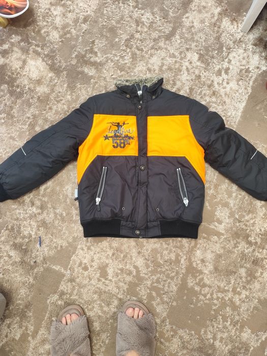 Куртка демісезонна