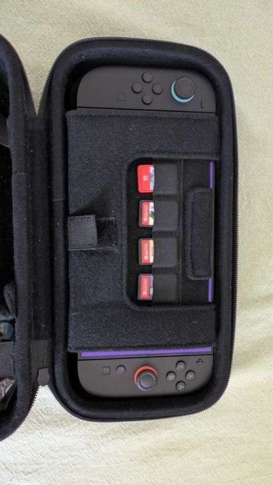 Bolsa Oficial Rígida - Nintendo Switch 2