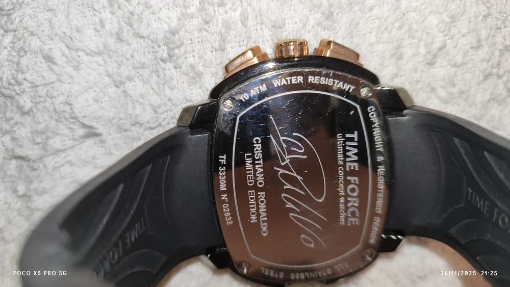 Relógio com assinatura de Cristiano Ronaldo