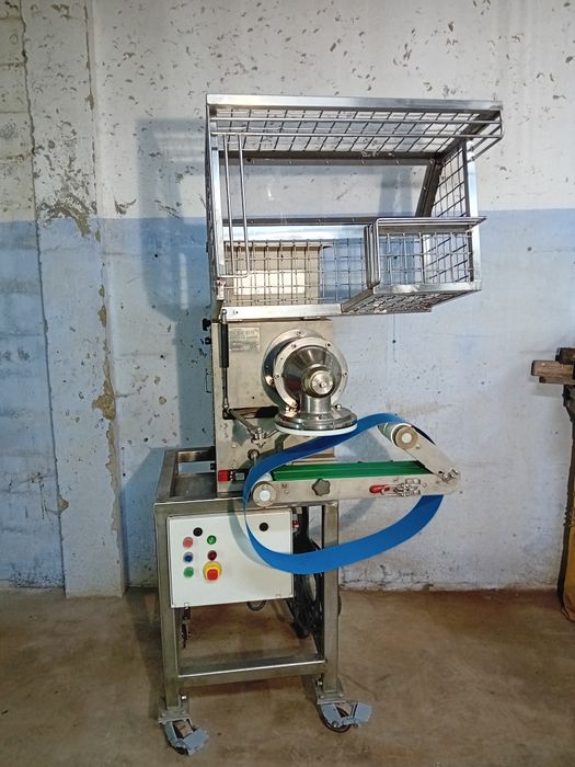 Formadora de Salgados 6000 peças/hora de 3 a 150gr