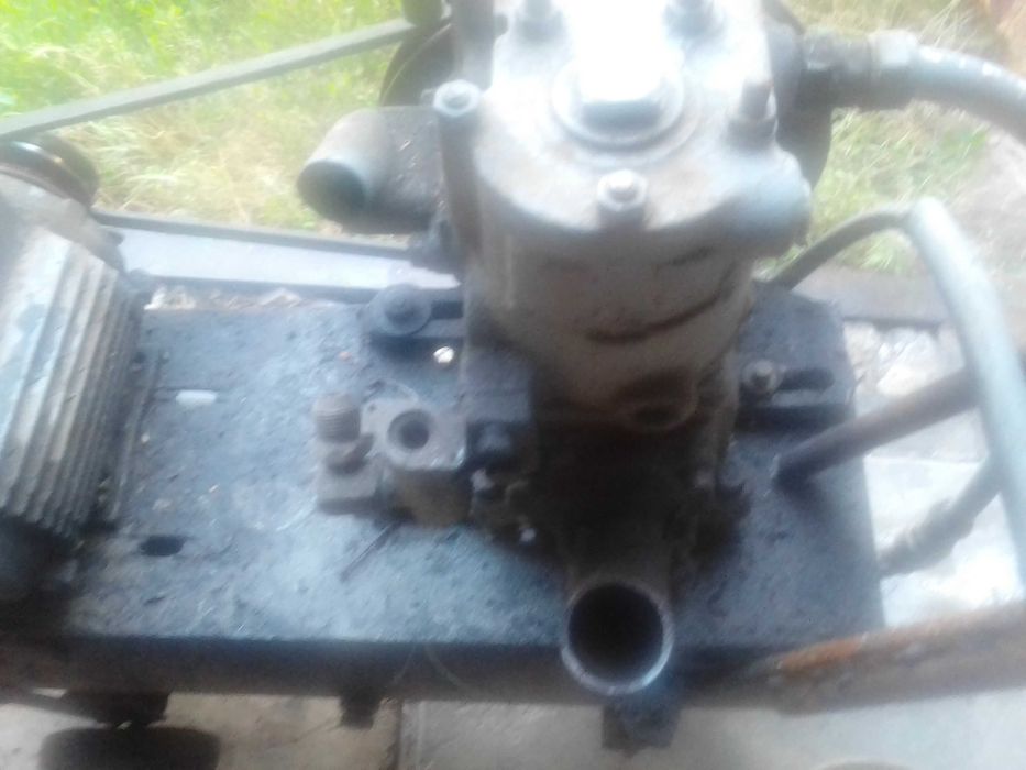 Продаю компресор