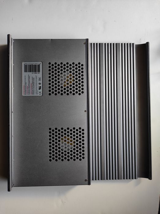 Підставка під ноутбук алюмінієва Akasa AK-NBC-01