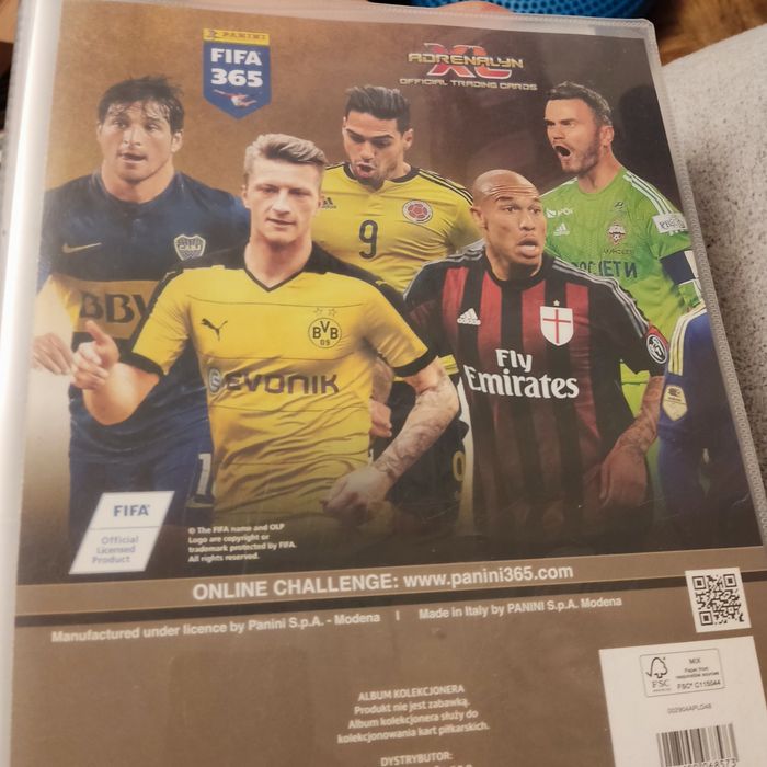 Album kart kolekcjonerskich FIFA 365 Panini