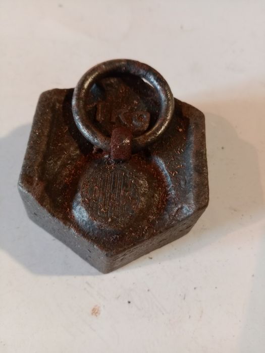 Peso antigo de 1 kg